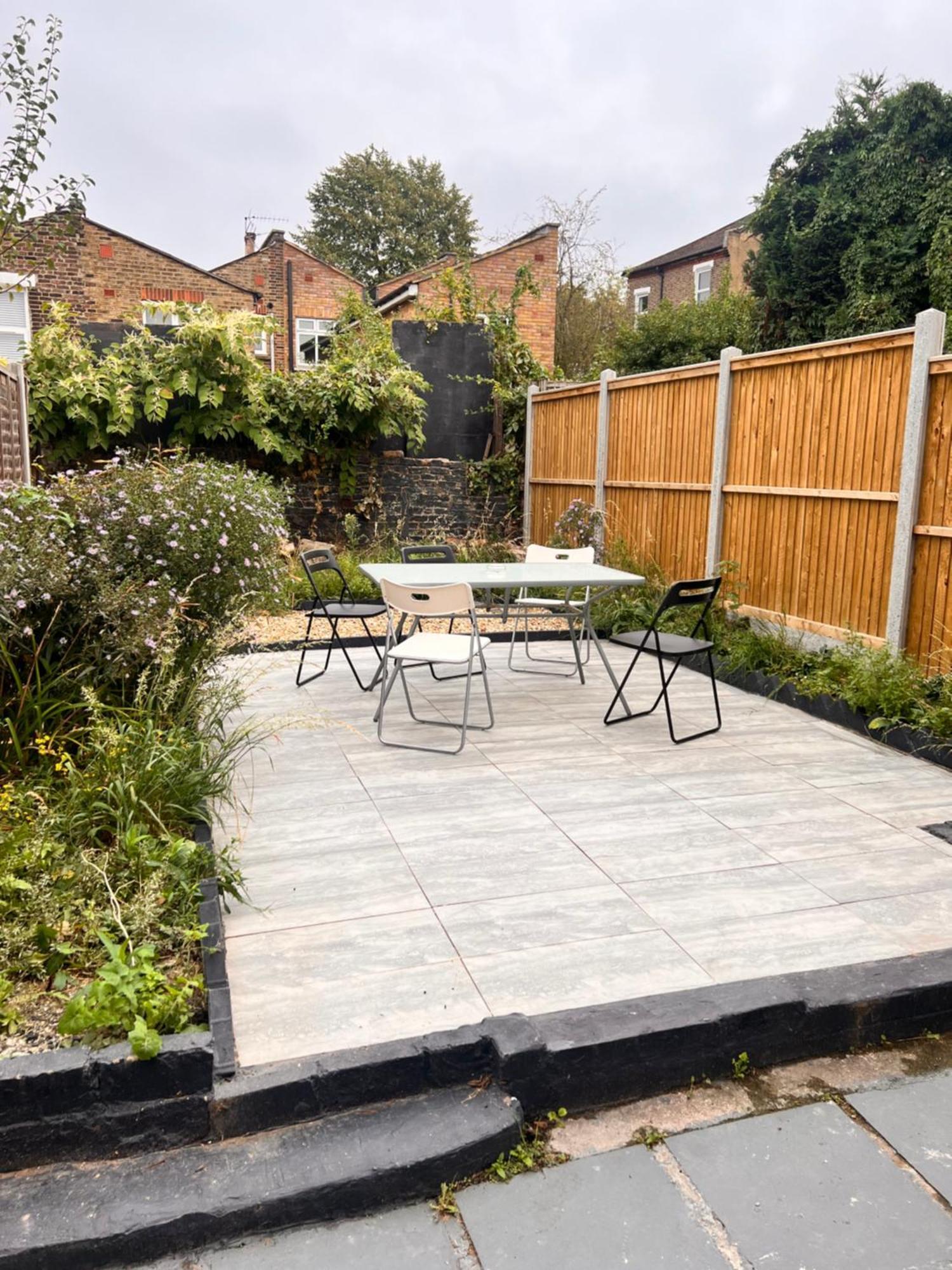 A Little Slice Of London Vila Exterior foto